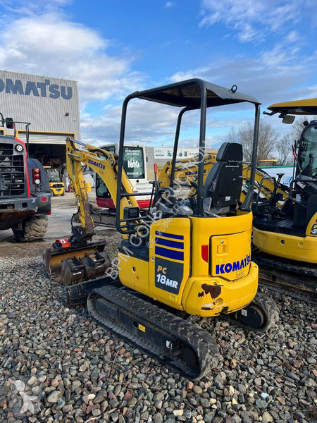 جرافة Komatsu PC18MR-5