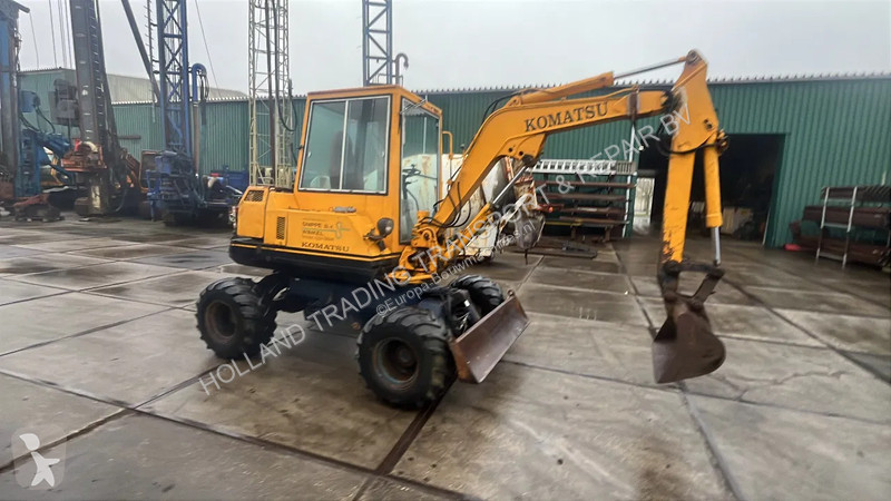 Rýpadlo Komatsu PW30-1 wielgraaf machine