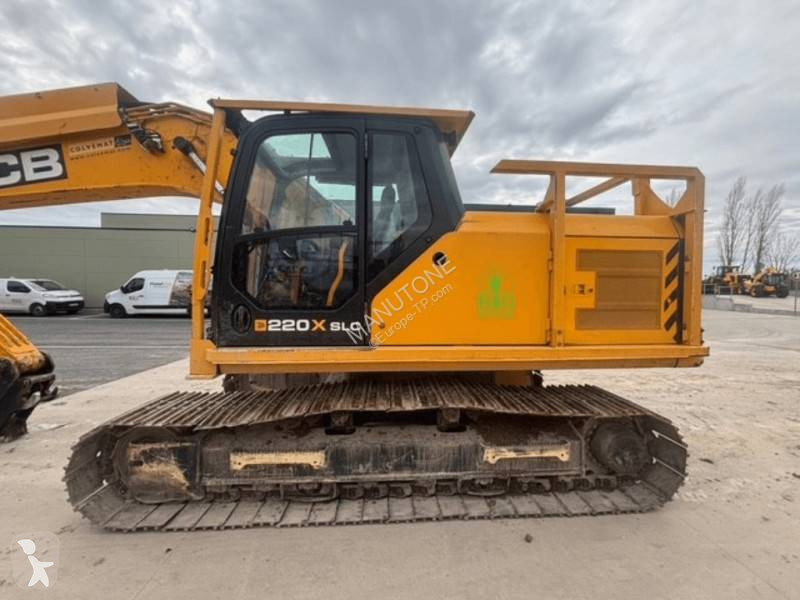 جرافة JCB 220X