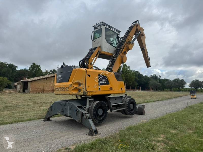 جرافة Liebherr LH22M