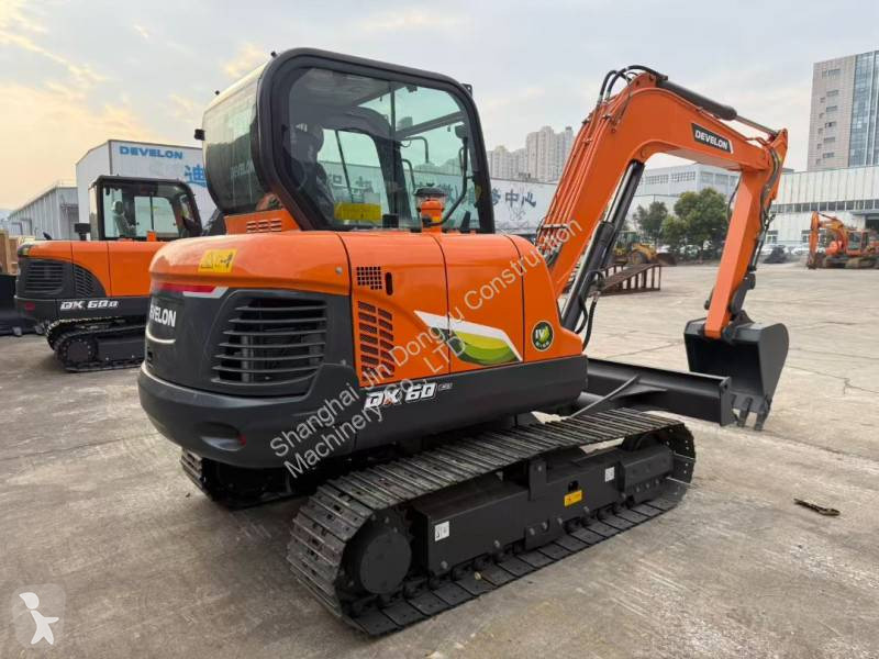 جرافة Develon DX60 ACE