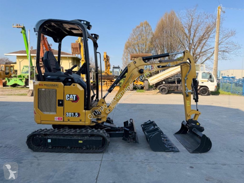 Escavatore Caterpillar