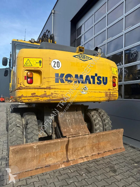 جرافة Komatsu