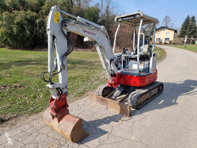 Rýpadlo Takeuchi