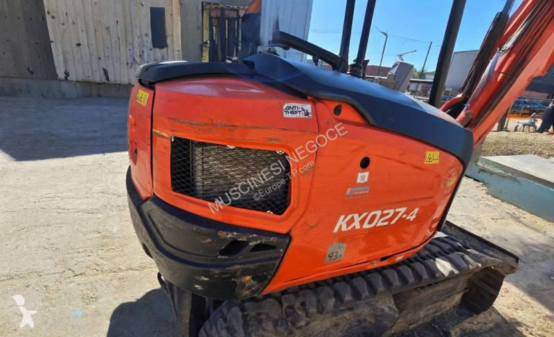 جرافة Kubota KX027 - 4