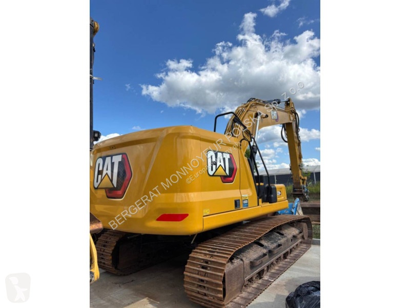 Экскаватор Caterpillar