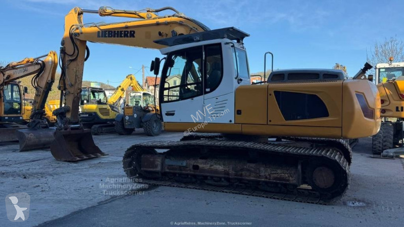 جرافة Liebherr R916