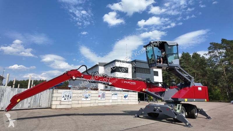 Lopatový nakládač Fuchs MHL 331