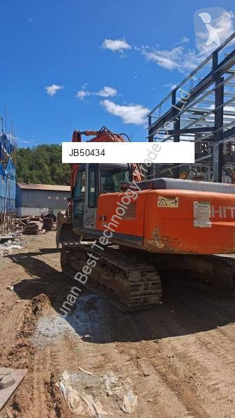 جرافة صغيرة Hitachi