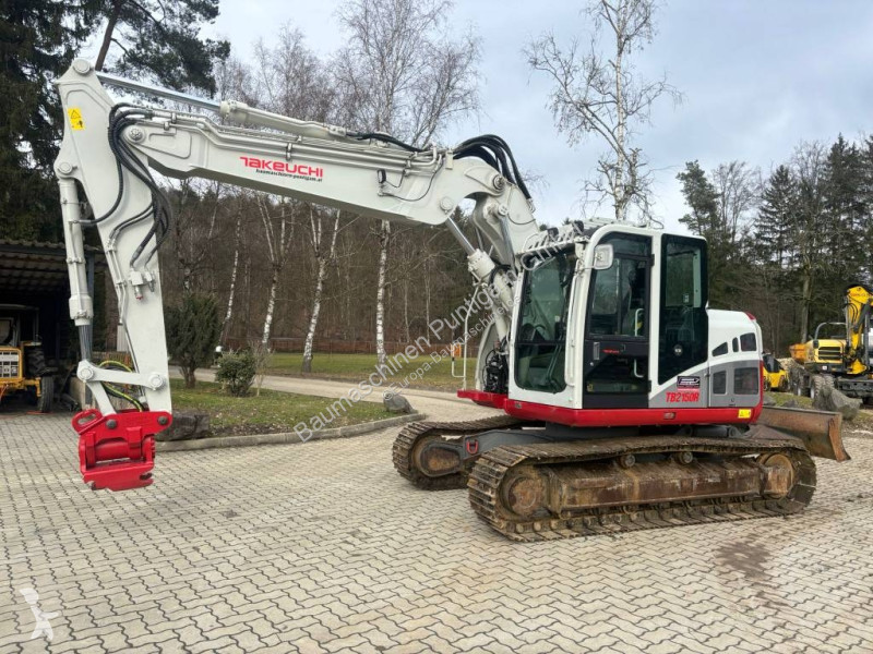 جرافة Takeuchi 2150