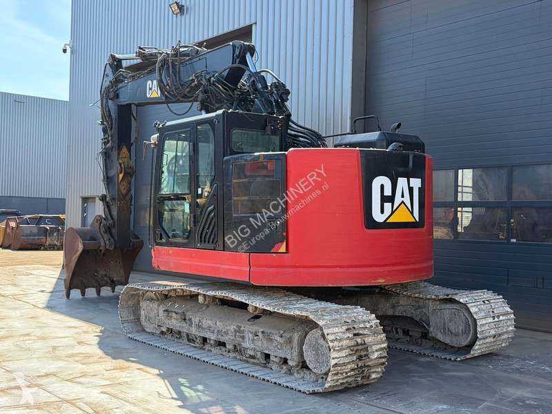 Rýpadlo Caterpillar 325 F LCR