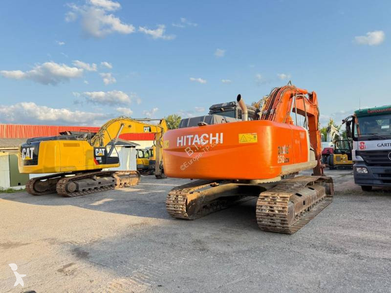 Skovl Hitachi