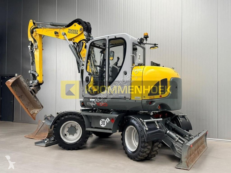 Rýpadlo Wacker Neuson EW 100 Powertilt