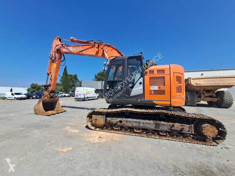 Skovl Hitachi