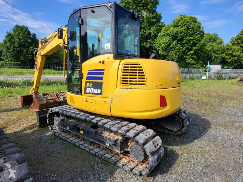 جرافة Komatsu PC80MR-5
