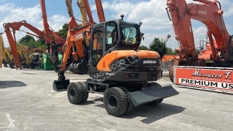 Rýpadlo Doosan DX57W-5