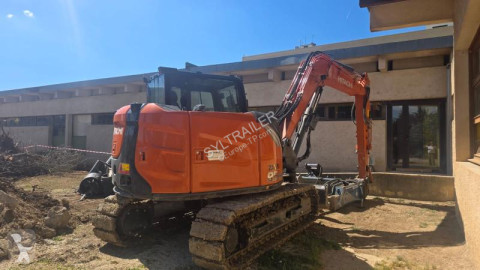 Escavatore cingolato Hitachi