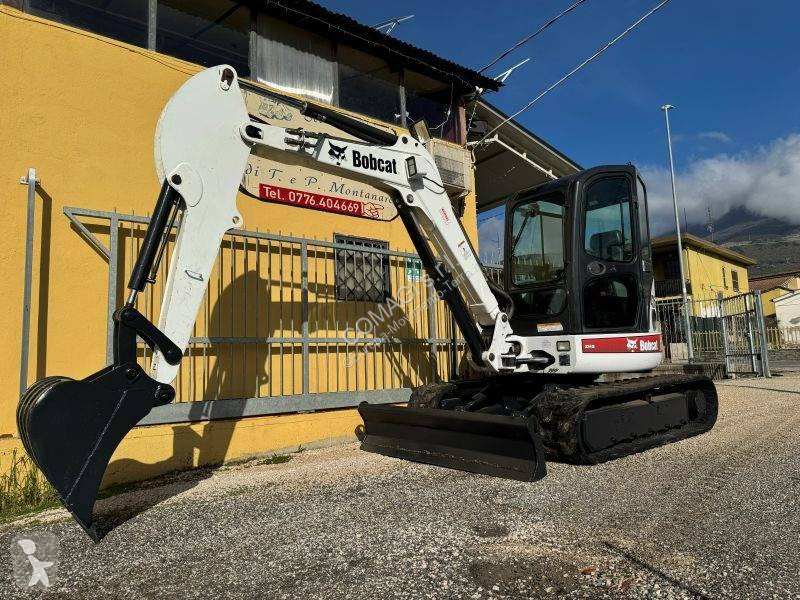 Lopatový nakládač Bobcat