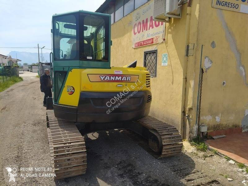 جرافة Yanmar