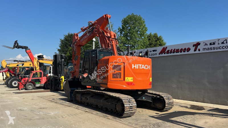 Rýpadlo Hitachi