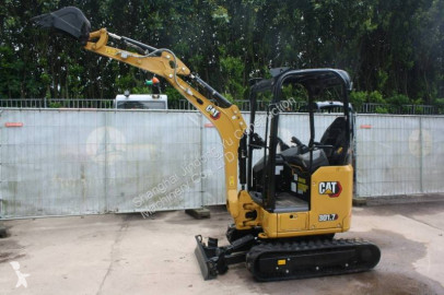 جرافة صغيرة Caterpillar جديد
