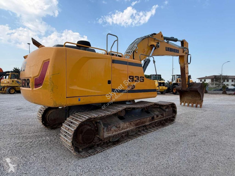 جرافة Liebherr R936 NLC