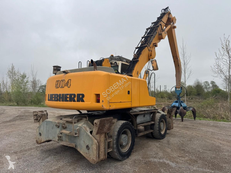 جرافة Liebherr A904C