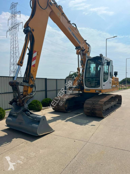 Lopatový nakládač Liebherr R900 * 2011 *...