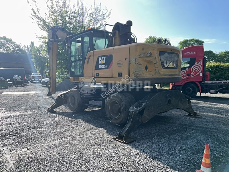 Excavadora Caterpillar MH3024
