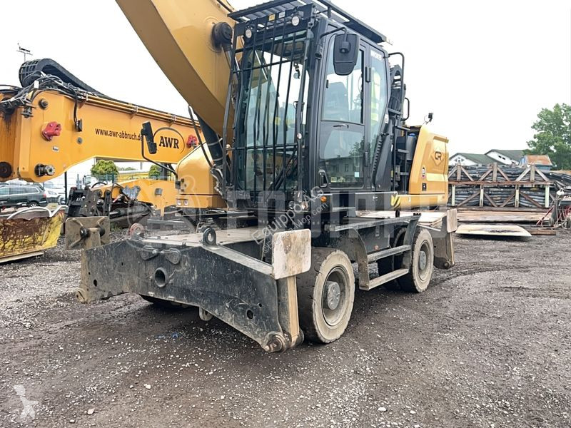 Rýpadlo Caterpillar MH3026