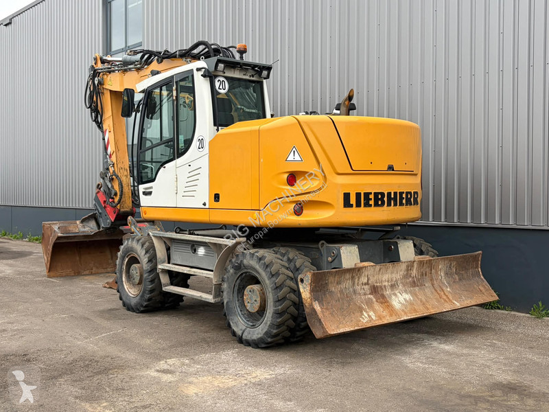 جرافة Liebherr A918