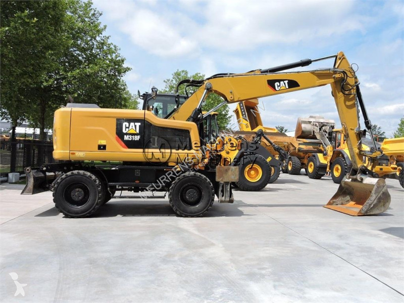 جرافة Caterpillar F