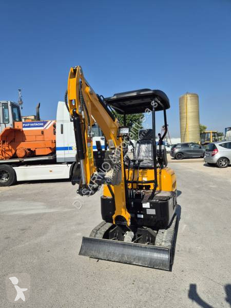 Lopatový nakládač JPC HT20