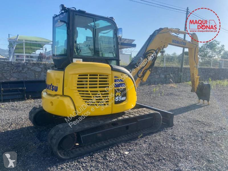جرافة Komatsu