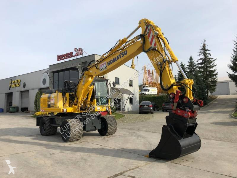 Lopatový nakládač Komatsu PW180-7E0