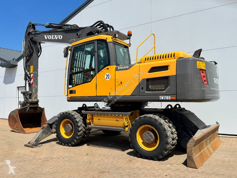 جرافة Volvo - German Machine / Triple Boom