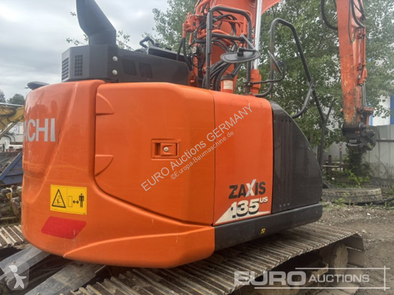 جرافة Hitachi