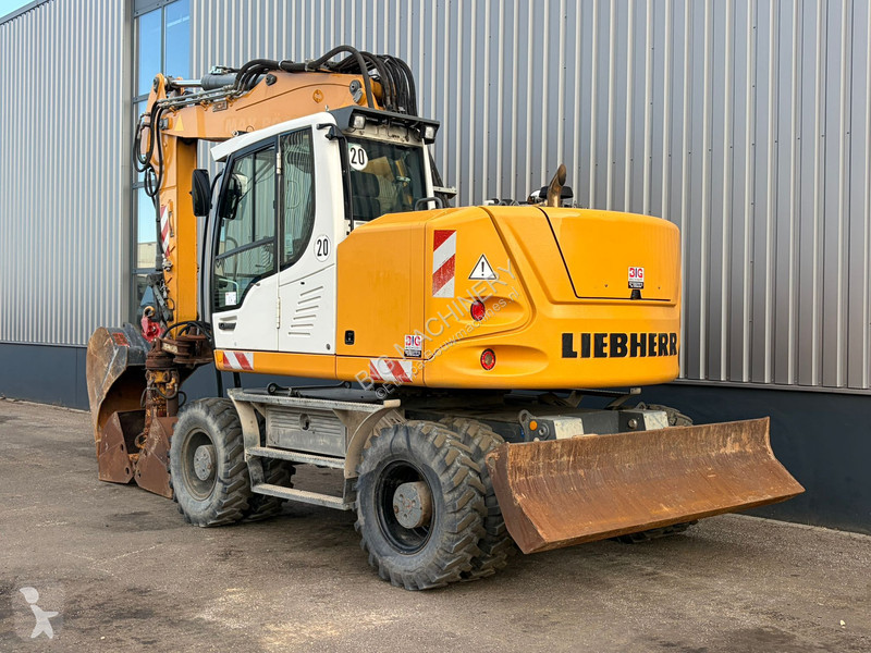 جرافة Liebherr A918