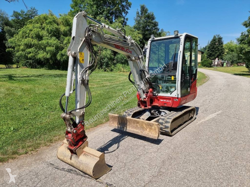 Экскаватор Takeuchi 230