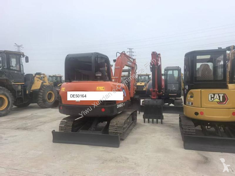 جرافة Doosan DH60