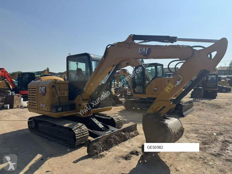 جرافة Caterpillar 305.5E2