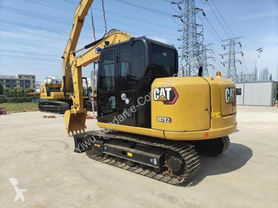 جرافة Caterpillar 307