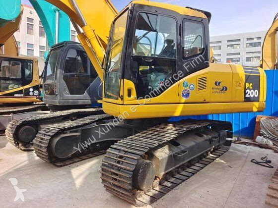 جرافة Komatsu