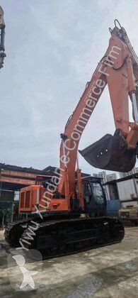 جرافة Hitachi ZX670