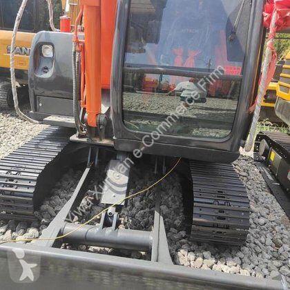 Rýpadlo Hitachi