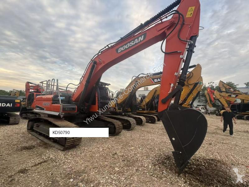 جرافة Doosan 9C