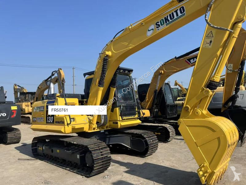 جرافة Komatsu