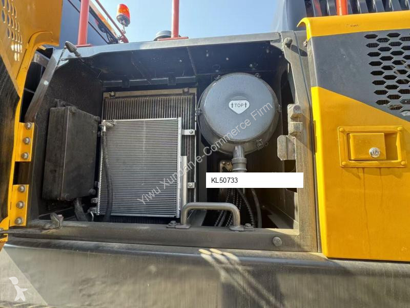 جرافة Volvo EC380