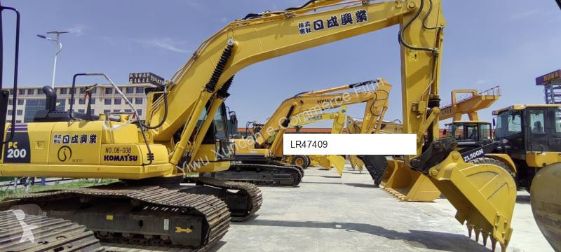 جرافة Komatsu 0-8