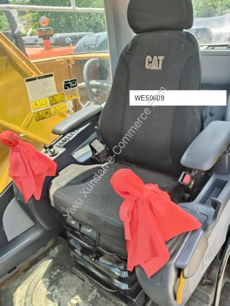 جرافة Caterpillar 2L
